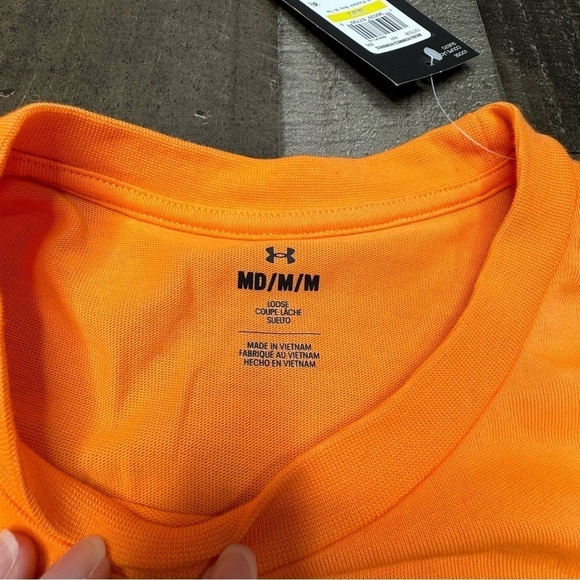 NWT Under Armour Playback Boxy Short Sleeve Tee Medium - Picture 6 of 10